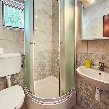 Appartamento Octopus-4 By Interhome *