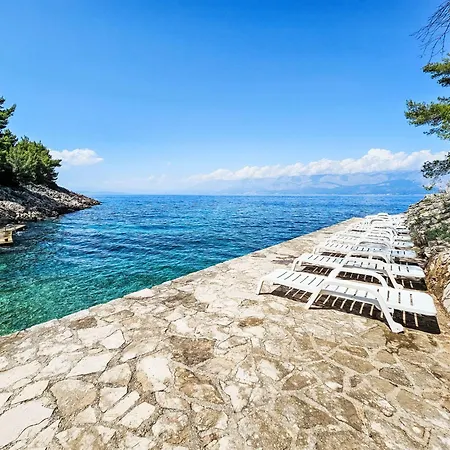 Appartamento Octopus-4 By Interhome