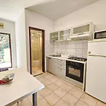 Apartment Octopus-4 By Interhome Bogomolje